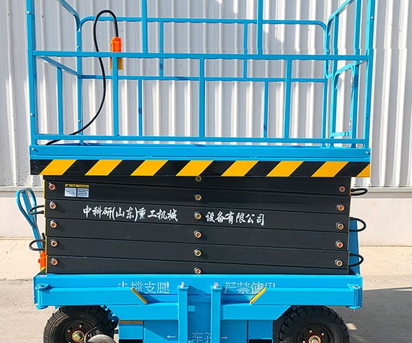 霍林郭勒自行走升降机